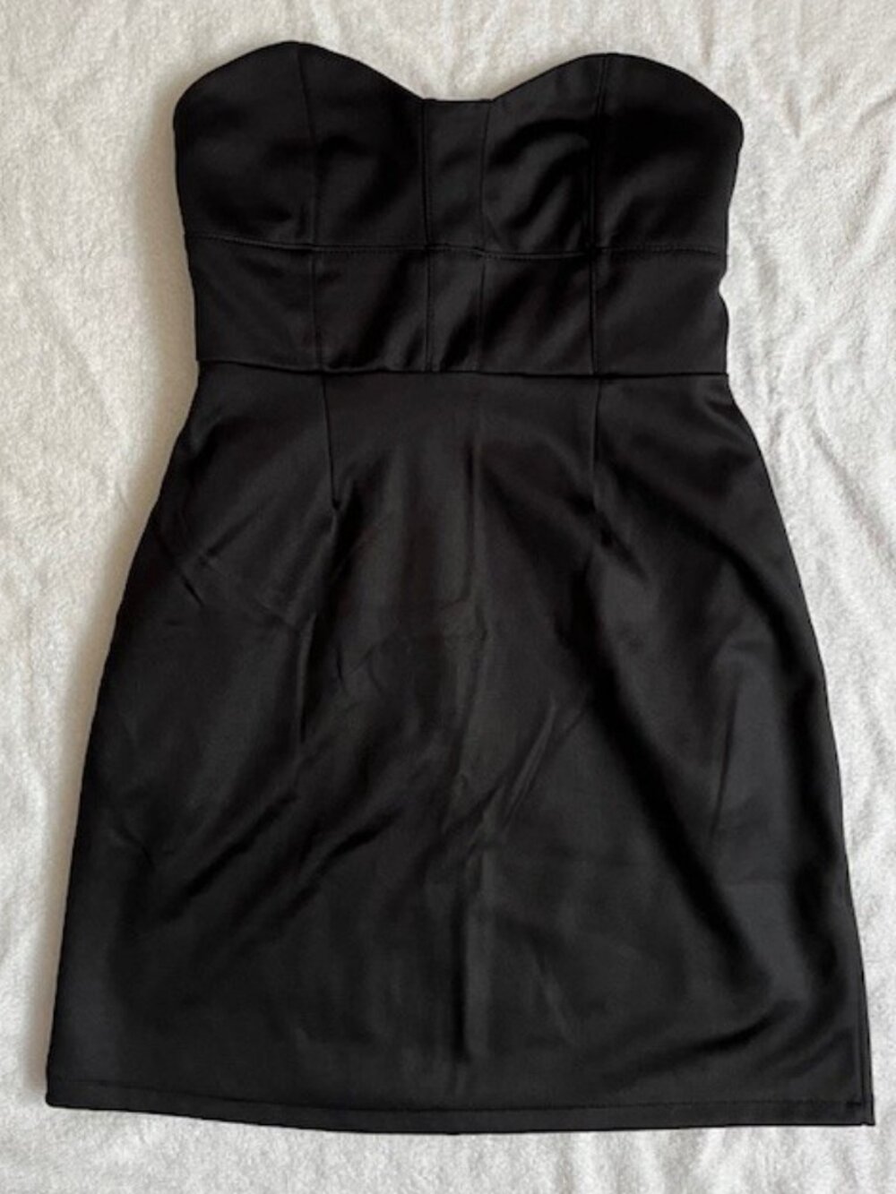 NWOT Urban Outfitters Silence + Noise Black Strapless Dress with Pockets XS